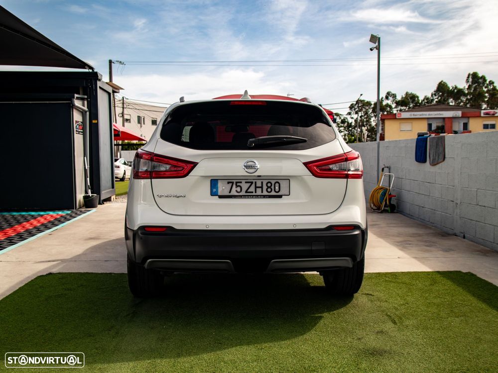 Nissan Qashqai 1.3 DIG-T N-Connecta J18 - 8