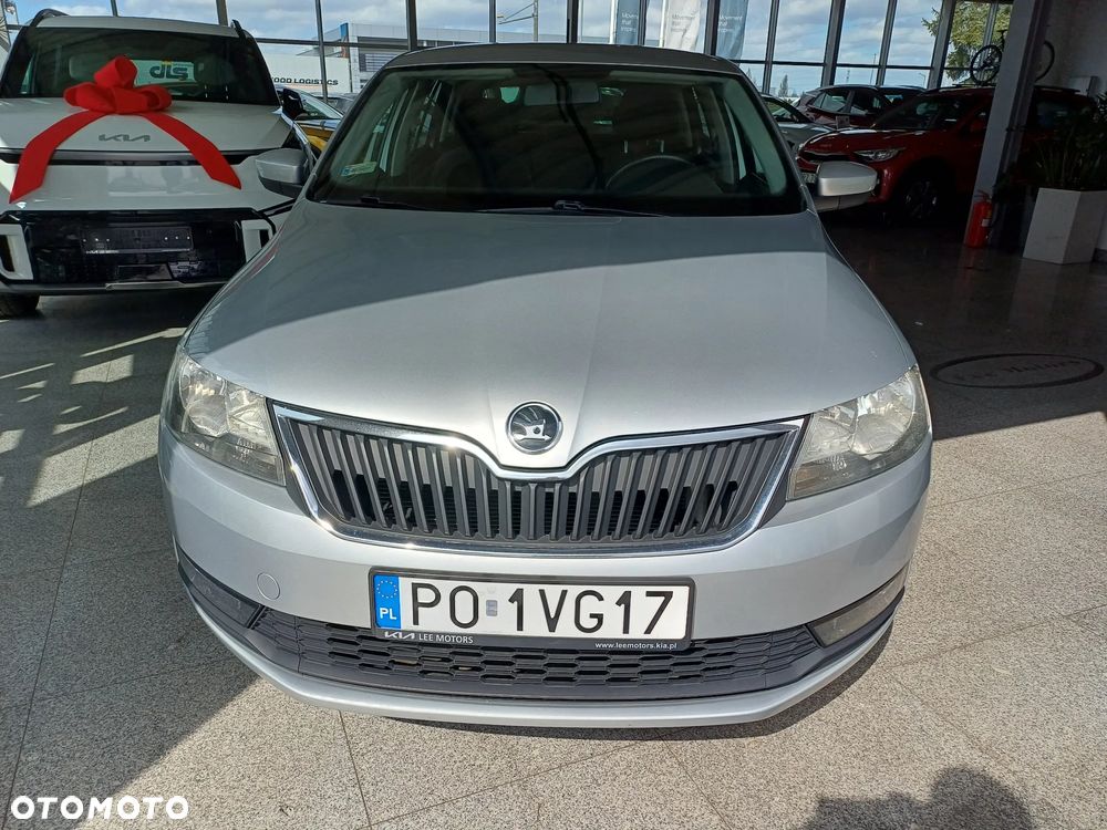 Skoda RAPID 1.6 TDI DPF Ambition - 9