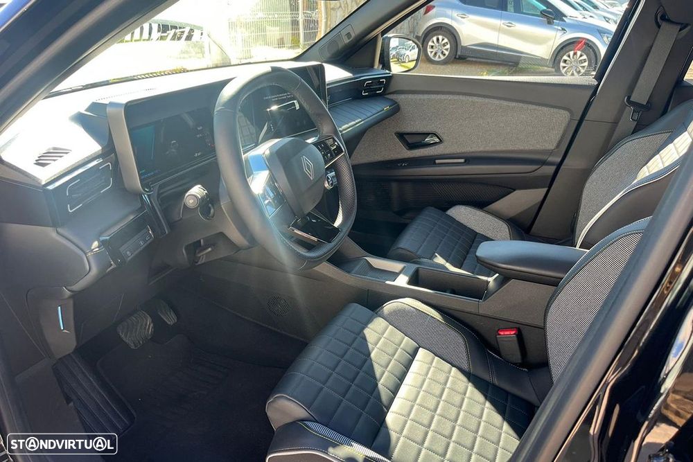 Renault 4 E-Tech 52 kWh Iconic Autonomia Conforto - 5