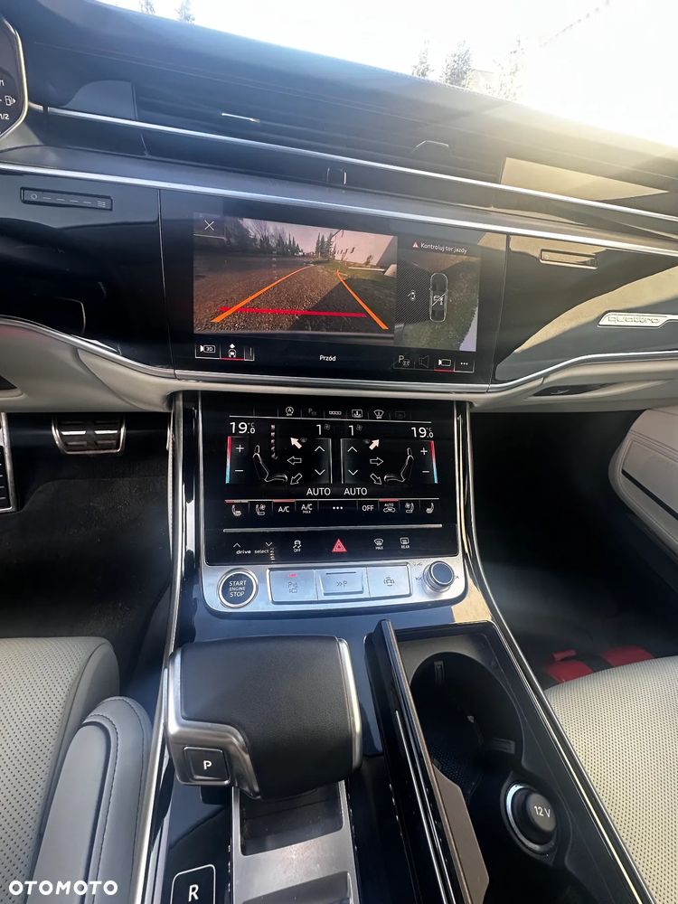 Audi A8 - 20