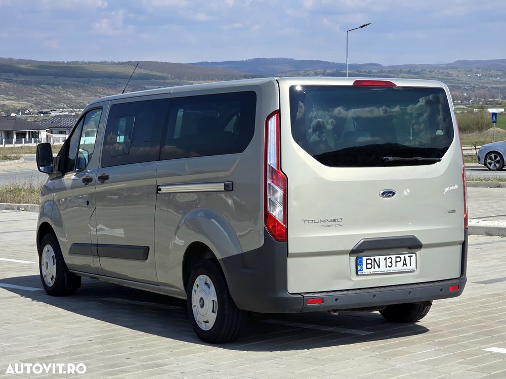 Ford Tourneo Custom 300 L1H1 VA Titanium - 3