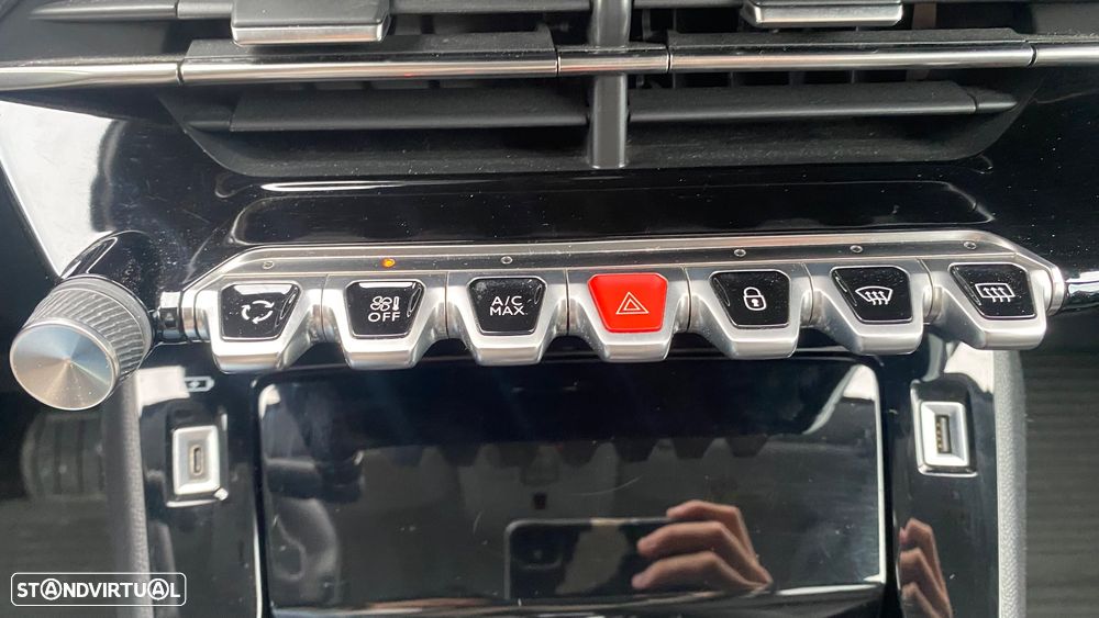 Peugeot e-208 50 kWh Allure Pack - 47