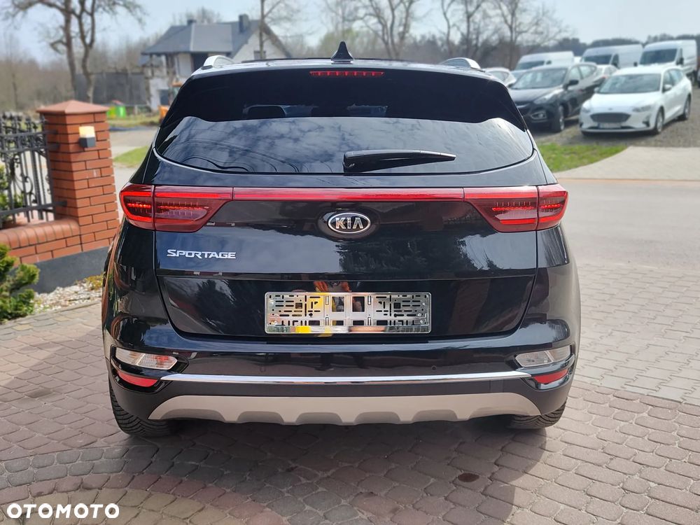 Kia Sportage 2.0 CRDI AWD Eco-Dynamics+ (48V M-H) PLATINUM - 12