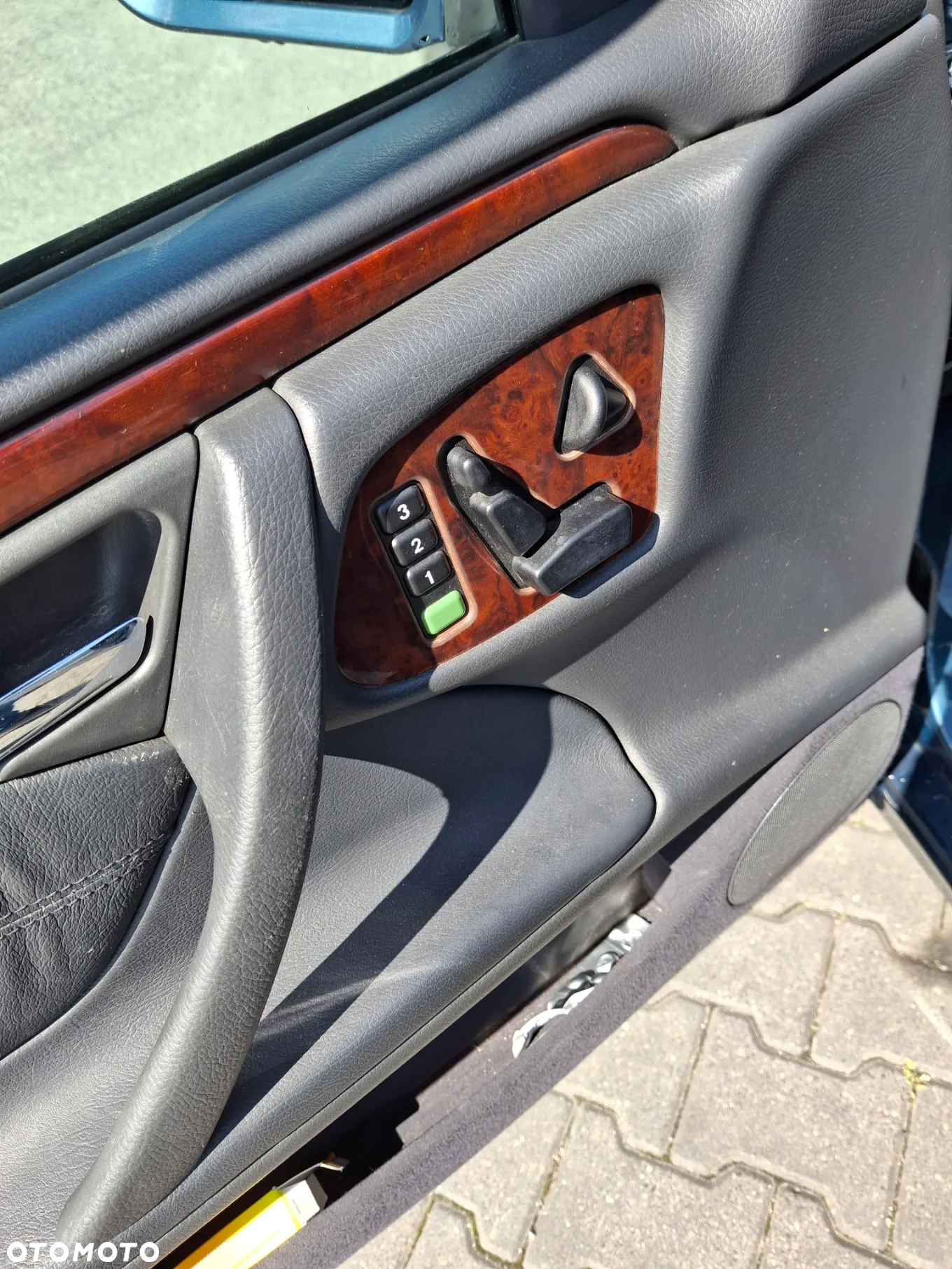 Mercedes-Benz Klasa E 320 4 Matic Avantgarde - 13