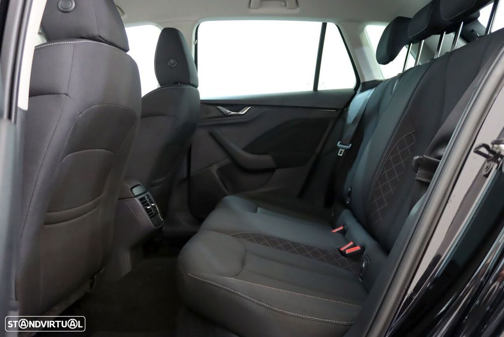 Skoda Kamiq 1.0 TSI Ambition - 8