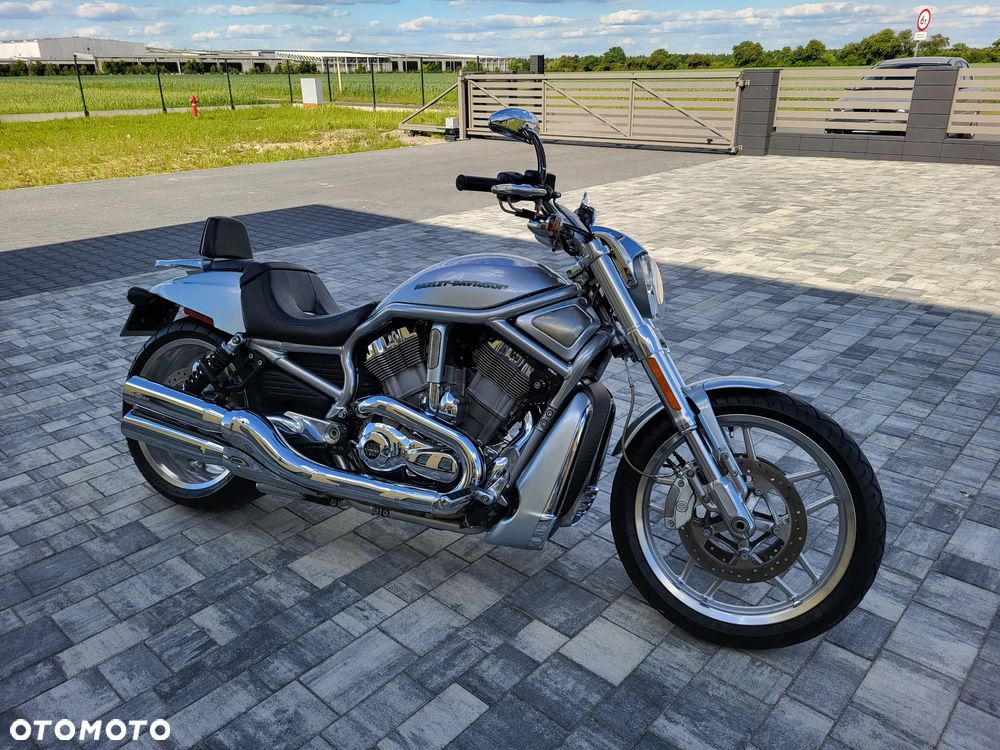 Harley-Davidson V-Rod Street Rod - 16
