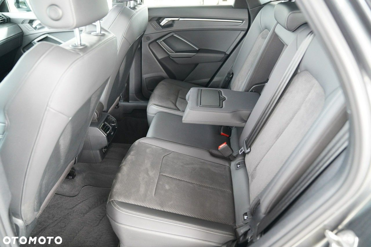 Audi Q3 Sportback - 21