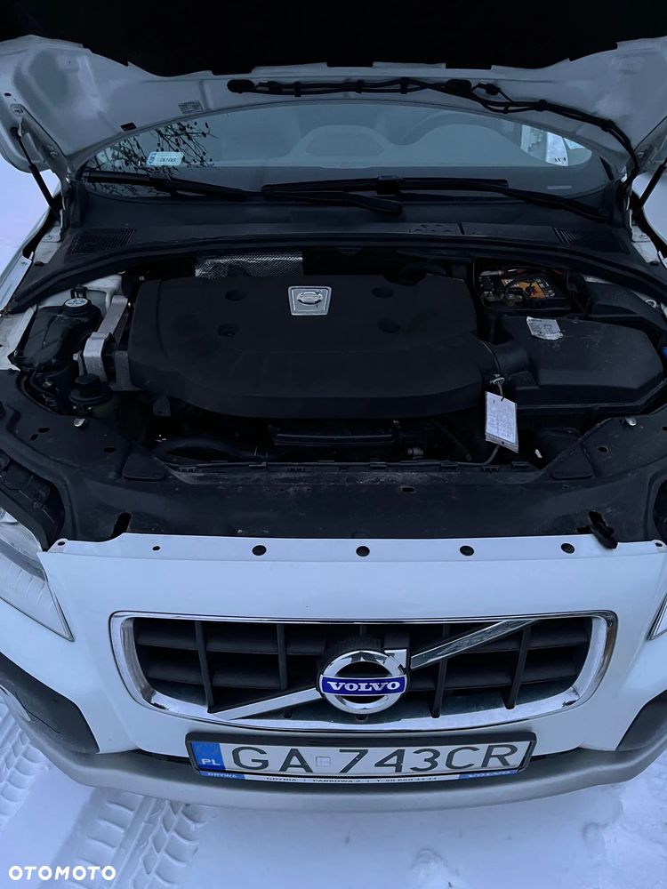Volvo XC 70 D5 AWD Geartronic Momentum - 6