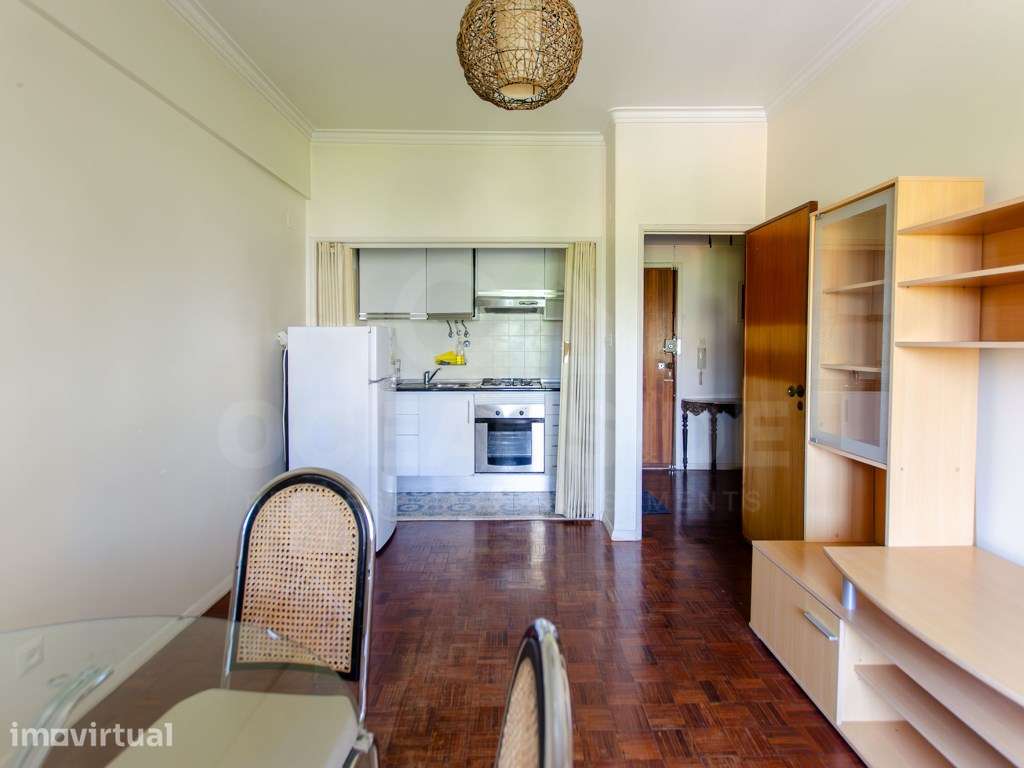 Apartamento T1 na Figueirinha - Grande imagem: 2/22