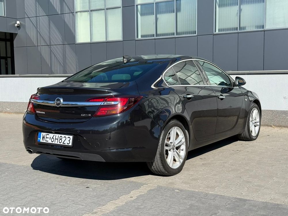 Opel Insignia - 8