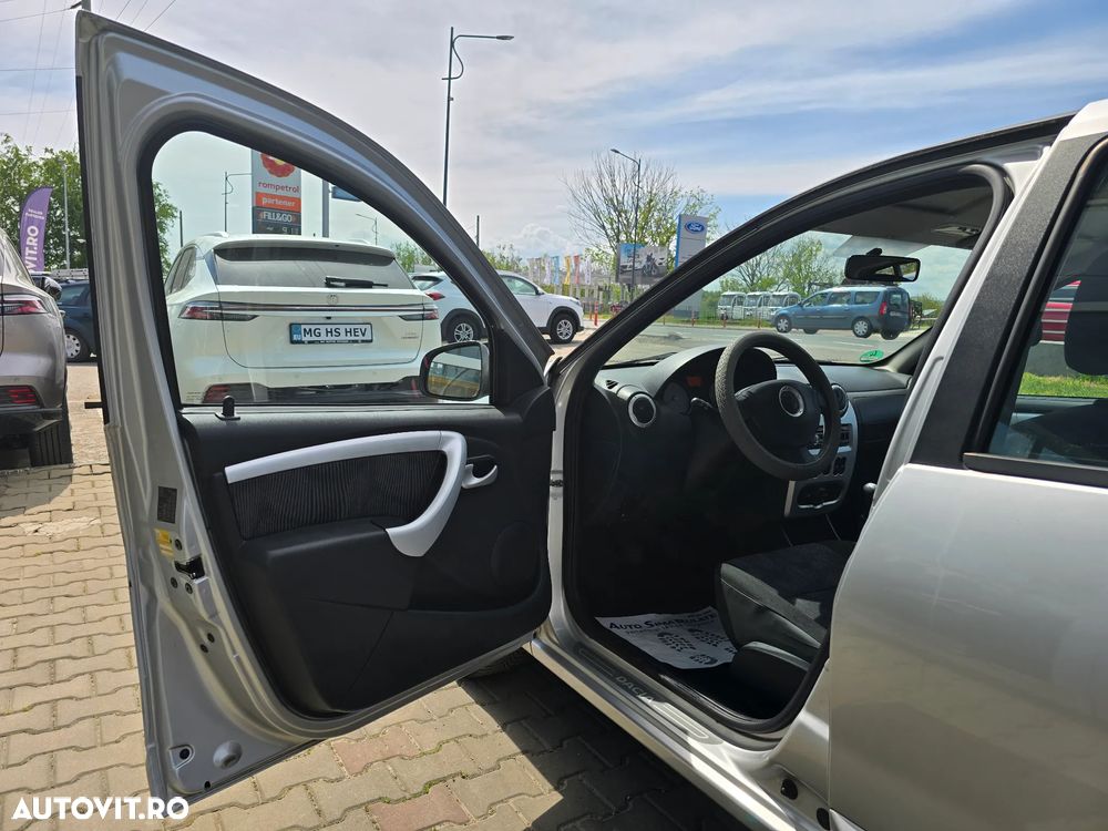 Dacia Sandero 1.4 MPI Laureate - 16