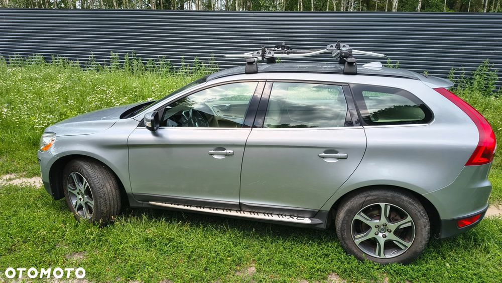 Volvo XC 60 D3 AWD Momentum - 2