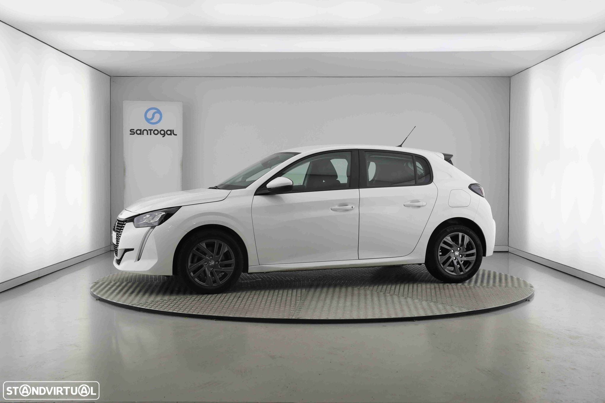 Peugeot 208 1.2 PureTech Active Pack - 6