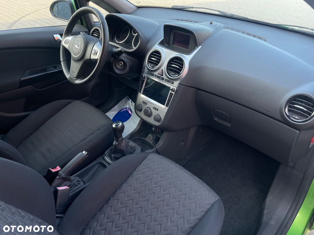 Opel Corsa 1.4 16V Navi - 14