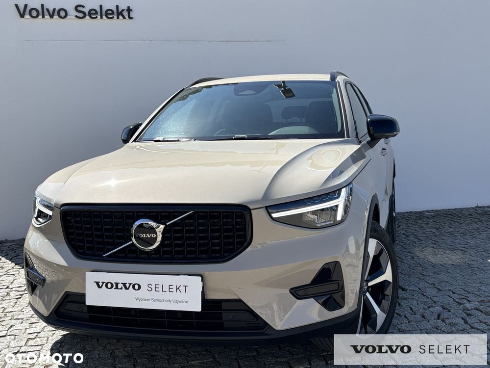 Volvo XC 40 - 1