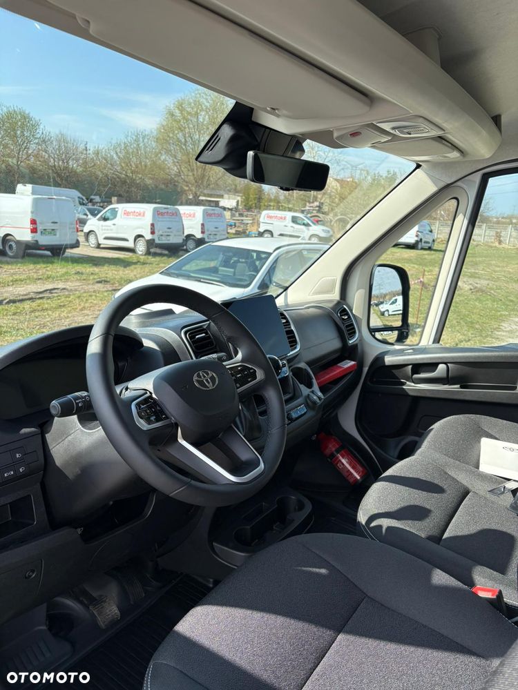 Toyota Proace Max - 15