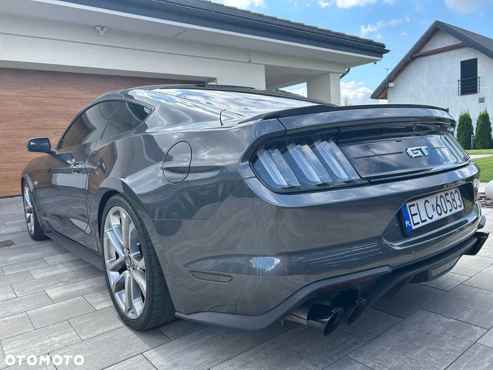 Ford Mustang - 3