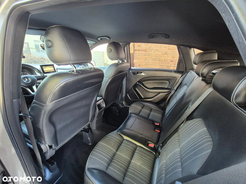 Mercedes-Benz Klasa B 200 BlueEFFICIENCY EDITION 1 - 12
