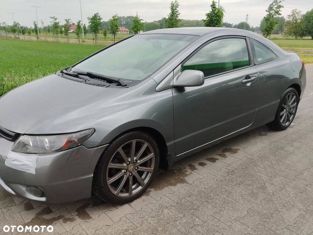Honda Civic 1.8i-VTEC i-SHIFT Type S - 3