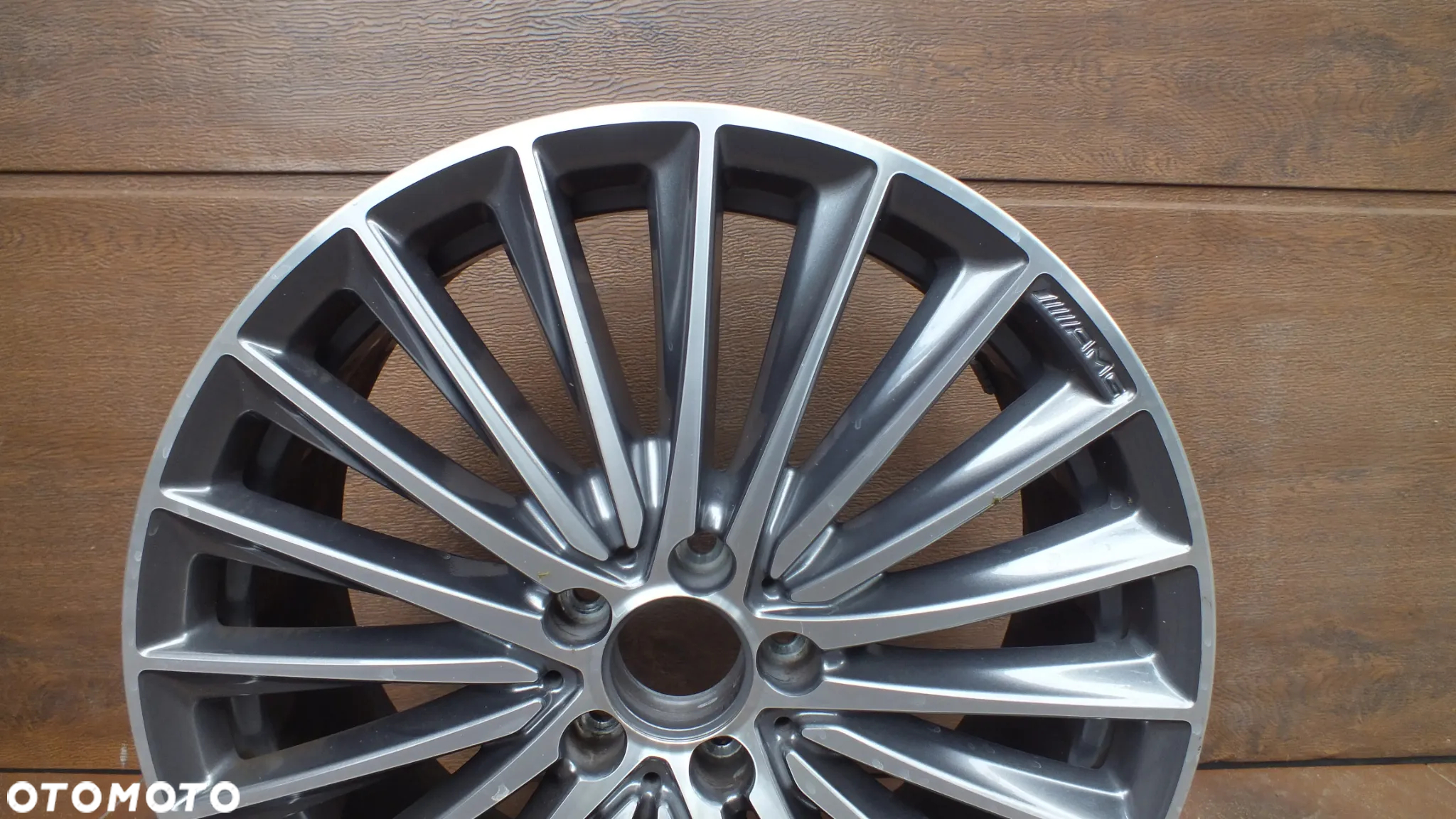 Felga aluminiowa 19 Mercedes A2064011900 - 2