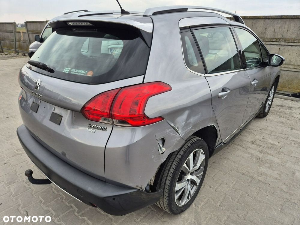 Peugeot 2008 - 6