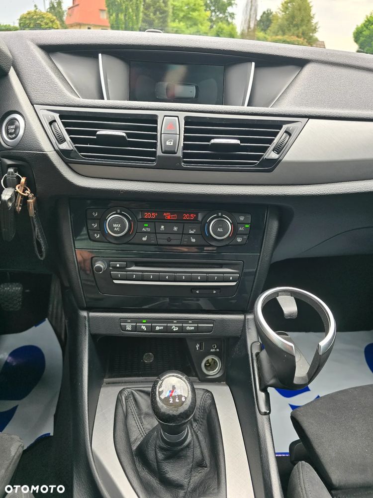 BMW X1 xDrive18d xLine - 29