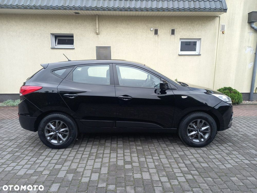 Hyundai ix35 1.6 2WD blue Trend - 13