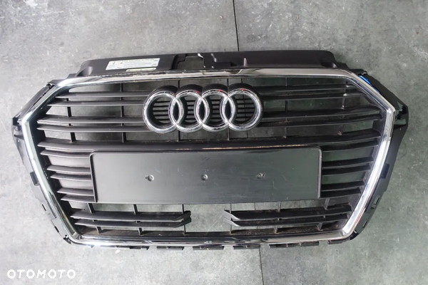 ATRAPA GRILL AUDI A3 LIFT 16- 8V3