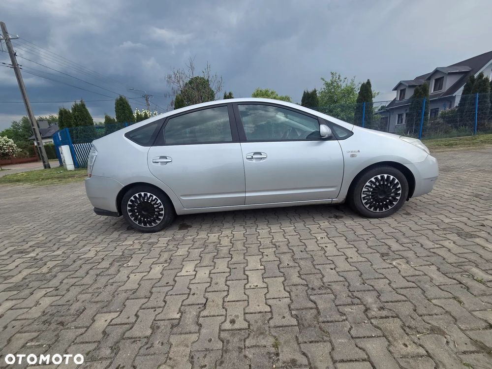 Toyota Prius 1.5 VVT-i Prestige - 5