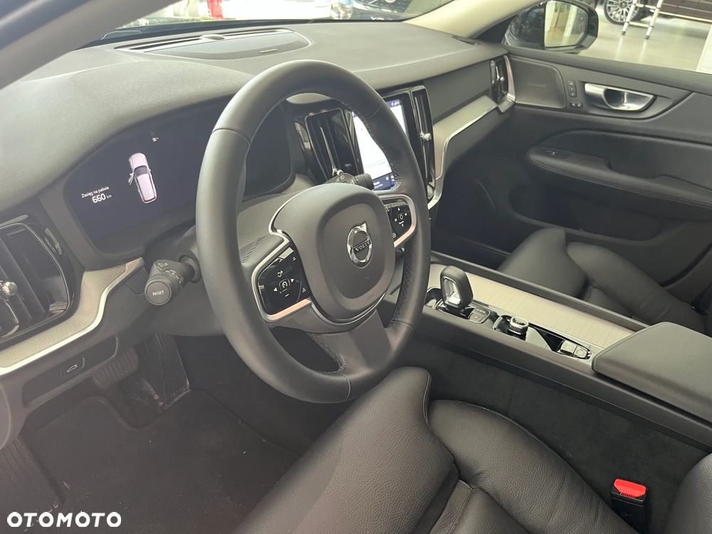 Volvo V60 B4 B Plus Dark - 10