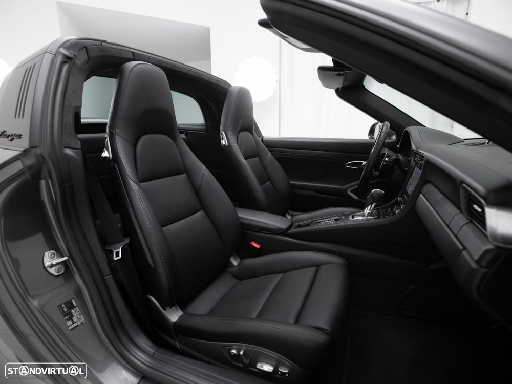 Porsche 911 (991) - 10