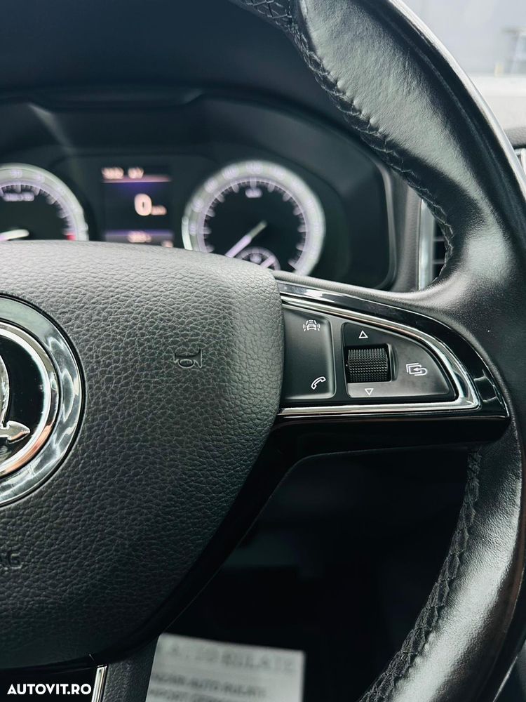 Skoda Karoq 1.6 TDI SCR Ambition - 32