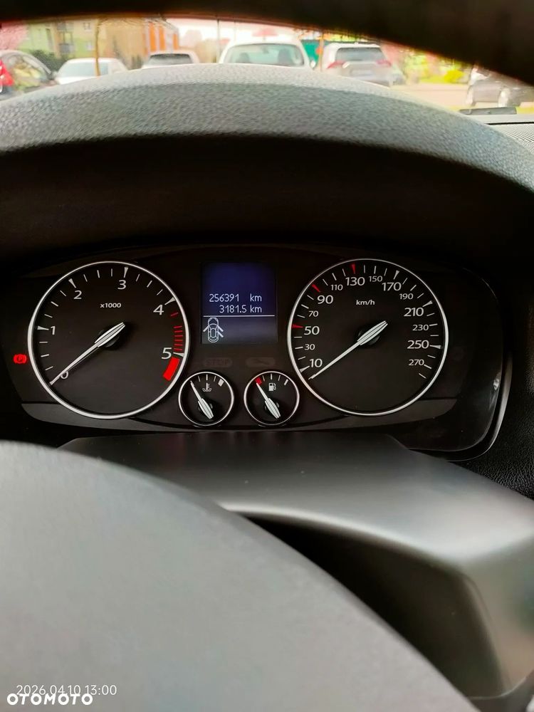 Renault Laguna 2.0 DCi Initiale - 4