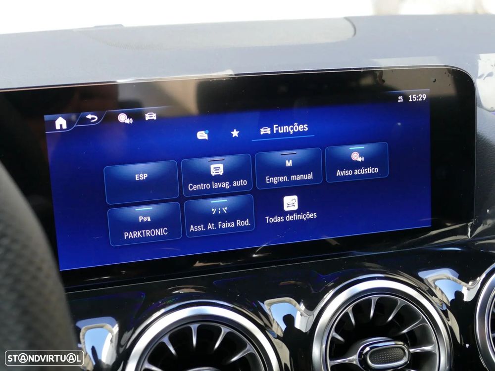 Mercedes-Benz GLA 250 e AMG Line - 22