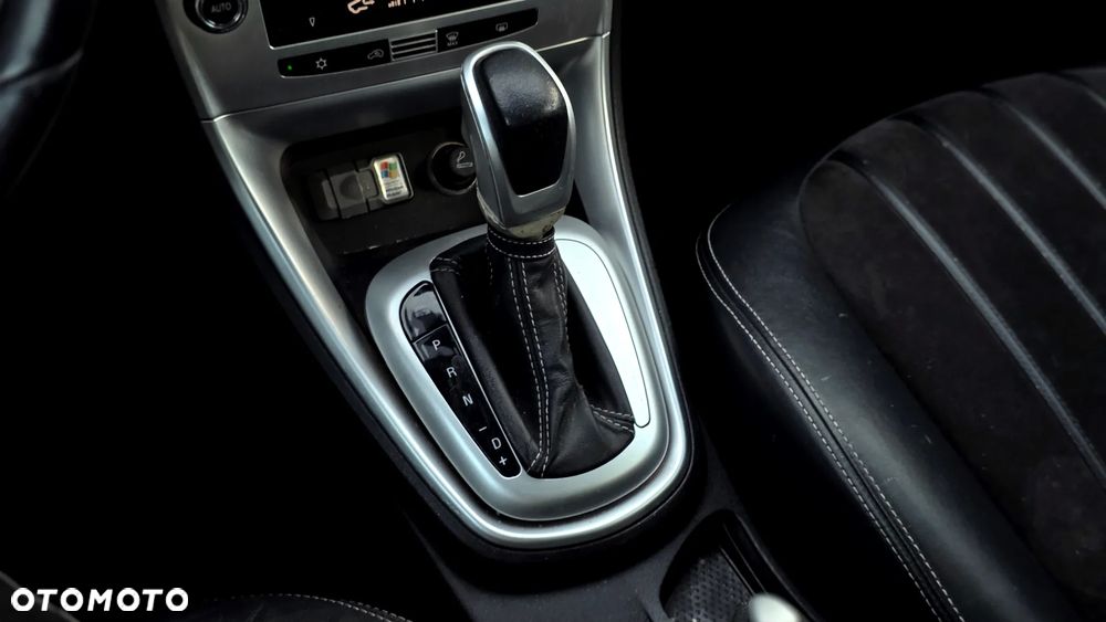 Lancia Delta 1.8 T-Jet Platino Sportronic - 18