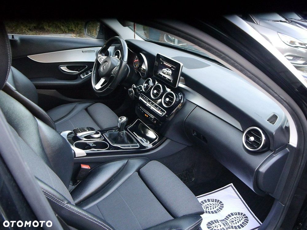 Mercedes-Benz Klasa C - 22