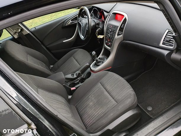 Opel Astra - 12
