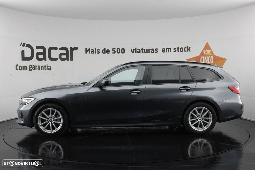 BMW 330 e Touring Auto - 5
