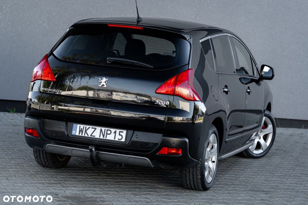 Peugeot 3008 HDi 150 Allure - 8