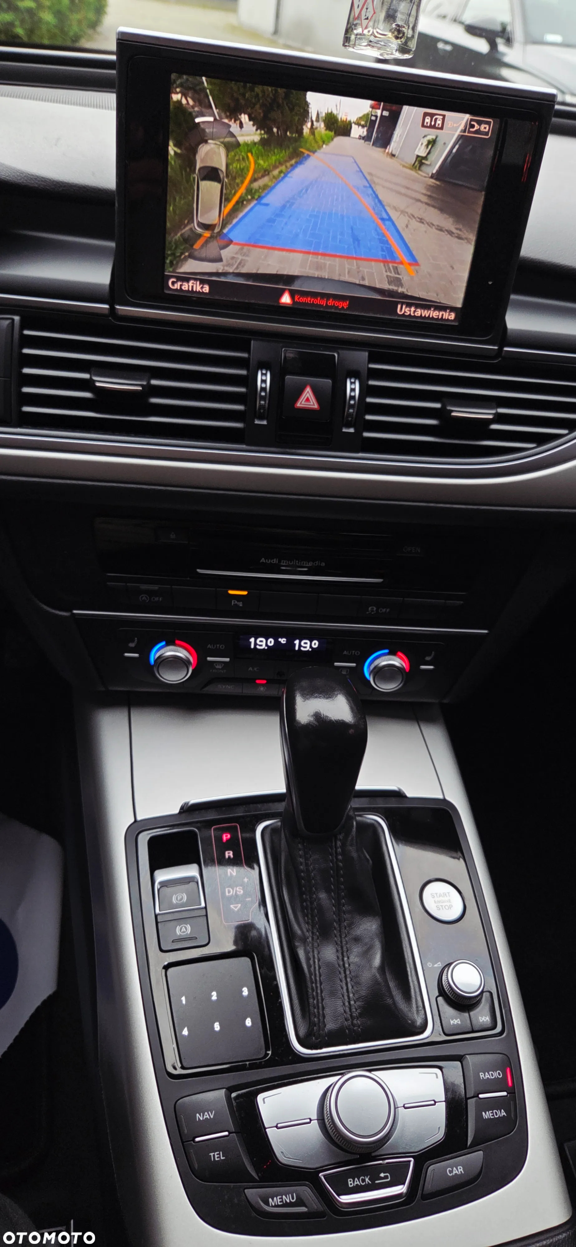 Audi A6 Avant 3.0 TDI Quattro S tronic - 28