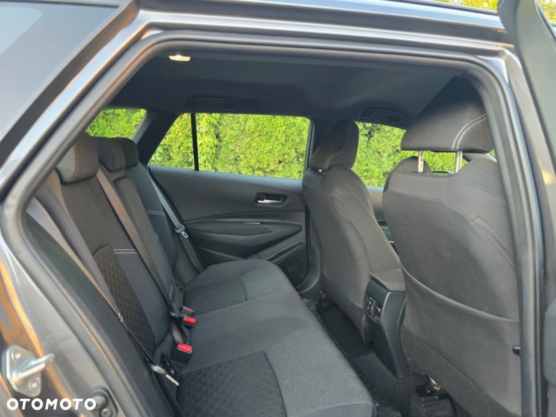 Toyota Corolla 1.8 Hybrid Comfort - 13