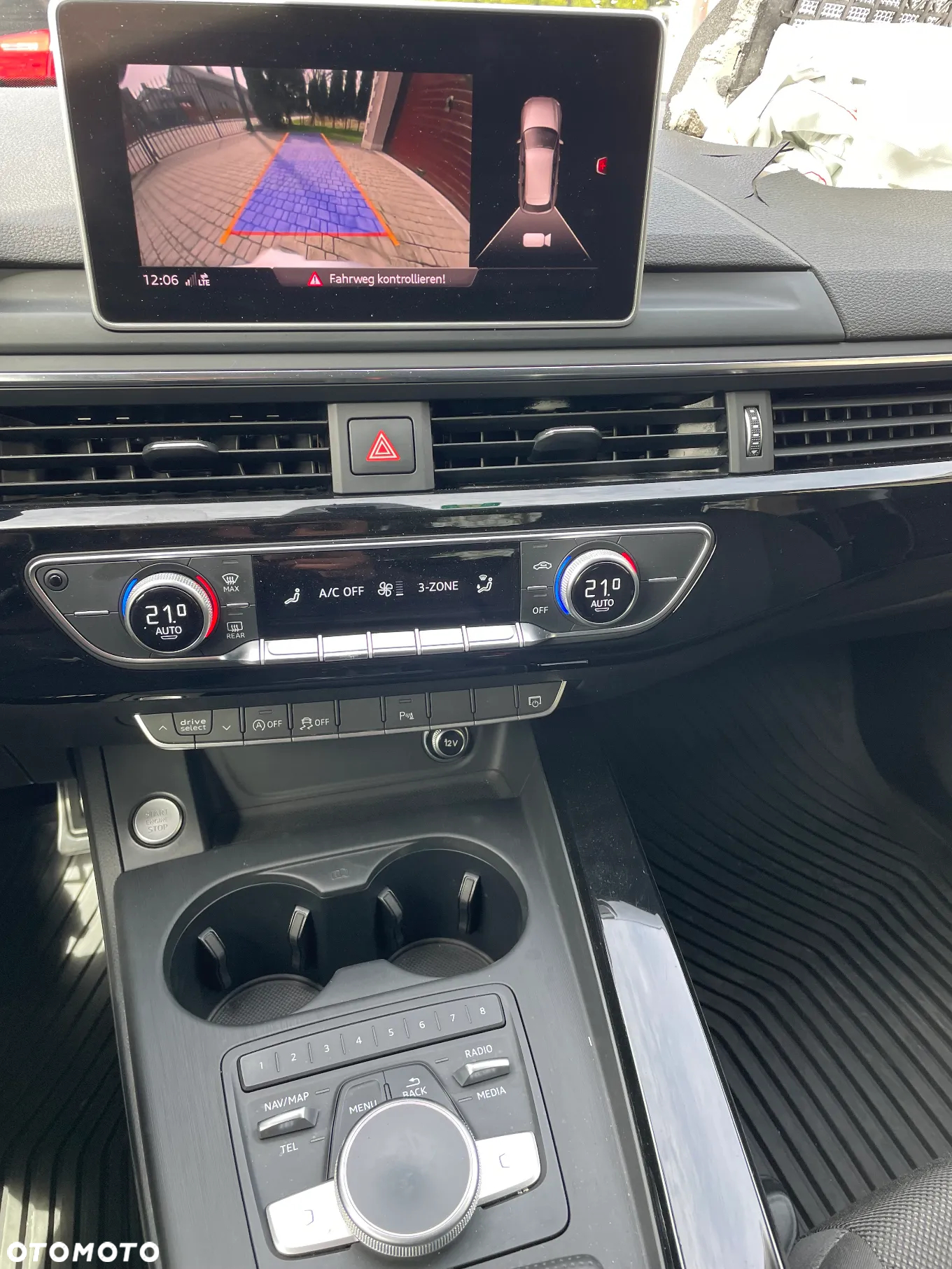 Audi A4 2.0 TDI Design S tronic - 17