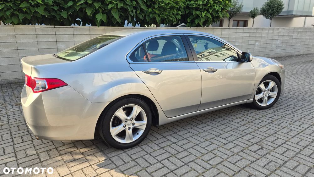 Honda Accord 2.0 Elegance - 2