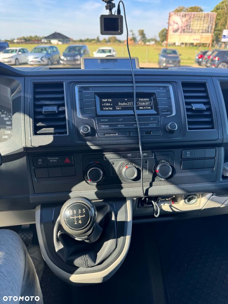 Volkswagen Transporter - 13