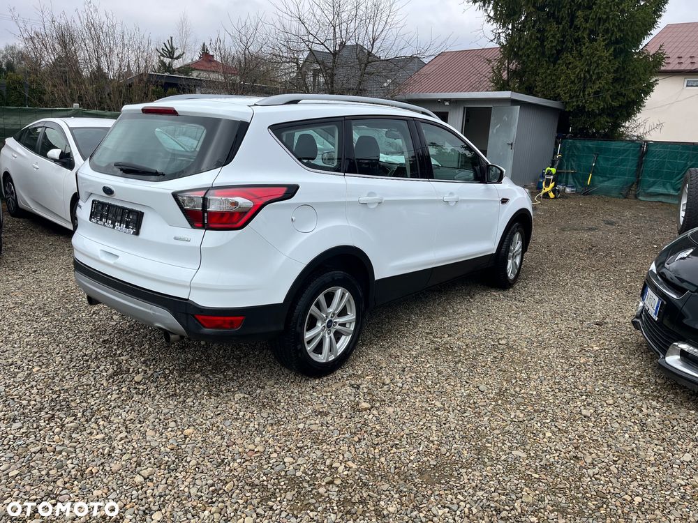 Ford Kuga 1.5 EcoBoost 2x4 Business Edition - 9