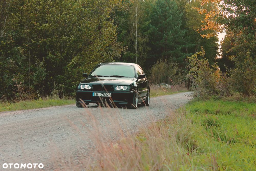 BMW 3 Series 2001 photo 2