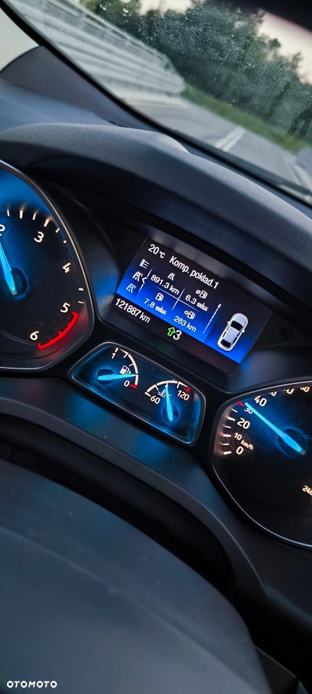 Ford Kuga 1.5 EcoBlue TITANIUM - 9
