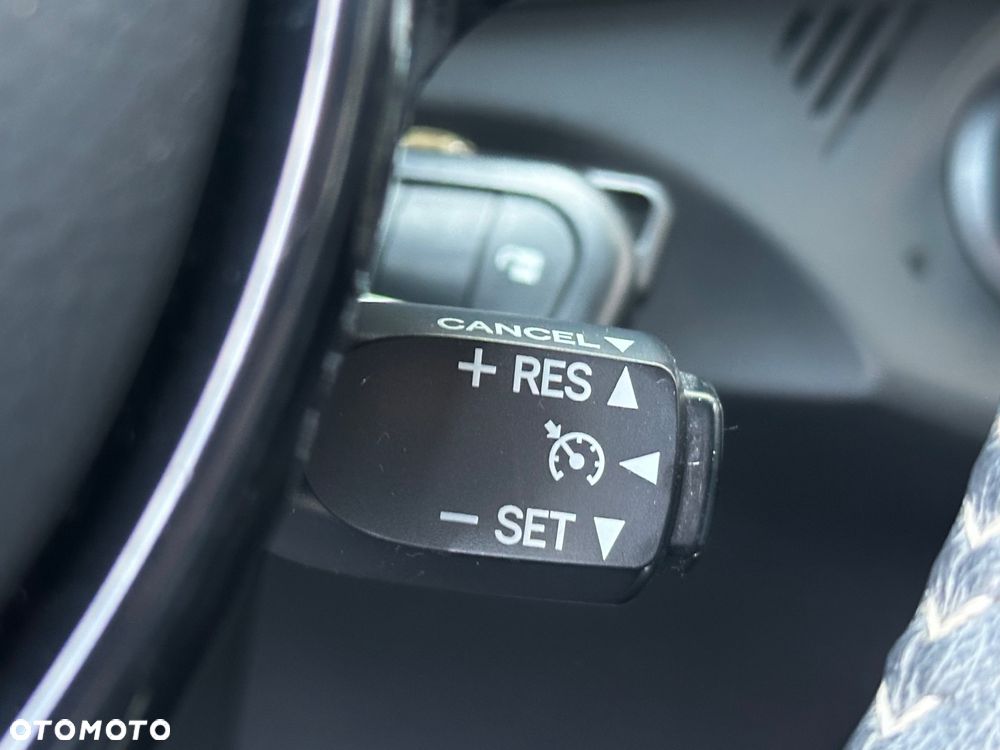 Toyota Yaris 1.5 Premium - 23