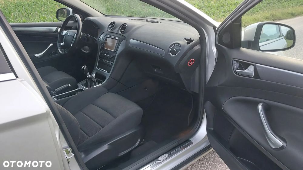 Ford Mondeo 2.0 TDCi Titanium S - 11