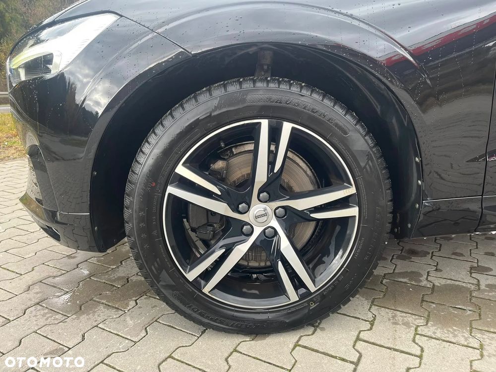 Volvo XC 60 D4 AWD Geartronic RDesign - 9